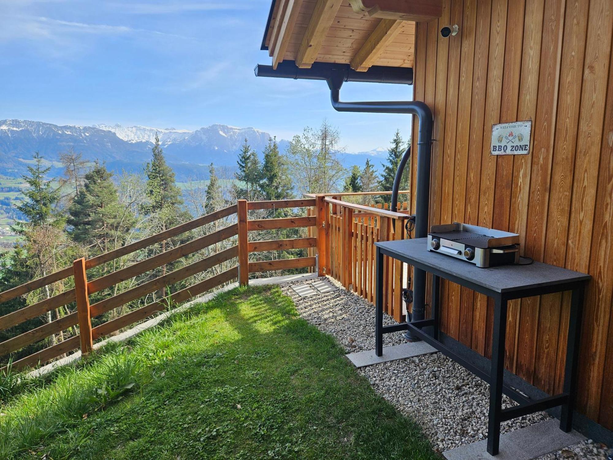 Alone In Chalet With View On Dolomites Вилландро Экстерьер фото